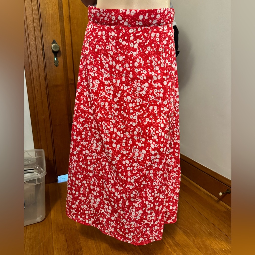 Red shein skirt size M